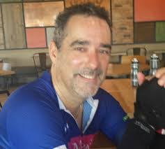 Roberto Caban's Instagram, Twitter & Facebook