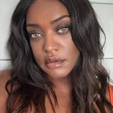 Hi . Do you leave your hot tub running all the time or is it better to  switch off and only heat up when you want to use it? I'm just concerned