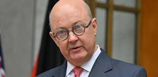 Kim Williams is right to criticise how the ABC covers news, but there's a  change he needs to make to fix it