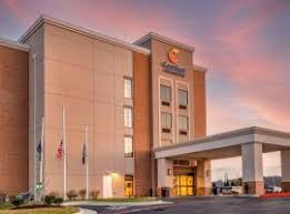 How and where to take your dog. The 10 Best Pet Friendly Hotels In Virginia United States Of America Booking Com