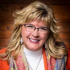 Sally Mclaughlin's Instagram, Twitter & Facebook