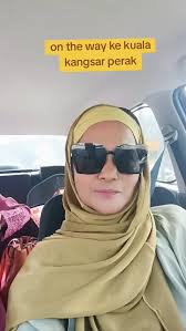 tahun ni bertuahnya rasanya dpt bawak mak balik kg dia...dah lama dia  teringin nak balik kampung dia melawat tempat tapak dia memulakan hidup  dipendalaman....selepas kawin...., menanam padi membanting ...