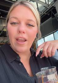 At the same time, or 1 at a time ?! Lmk 😘 #saturday #beer