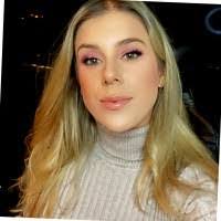 Jelena Tomic's Instagram, Twitter & Facebook