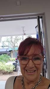 Social season is here! ✨🪩 From galas to holiday parties to weddings, Darci  has you covered for whatever events you have coming up! In part 1 of this  series Darci shows us