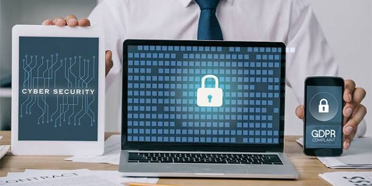 La cybersécurité des objets connectés et les conséquences de leur  utilisation dans votre entreprise