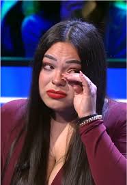 Arantxa, hermana de Álvaro, se viene abajo al recordar la muerte de su  padre un mes antes de que su hermano entrase en @La Isla De Las Tentaciones  y revela cómo Borja sí mantenía el contacto con su ...