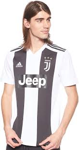 The new kit features a sand design, with several unique features making it equally suited for the stadium or the street. Amazon Com Adidas Juventus Home Jersey 2018 2019 Clothing