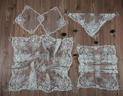 Fatma hanımın satılık boncuk ve taş işli kasnak takımı çeyizlikleri. Ipek Koza Boncuklu Salon Takimi 16 Parca