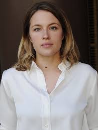 Ellen Marek's Instagram, Twitter & Facebook