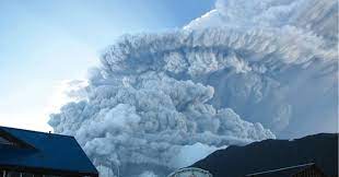What Happens To All That Volcanic Ash Wired While volcanoes may be fun to construct for science class or watch on television, the real larger eruptions of ash can travel hundreds to thousands of kilometers downwind from the source, but volcanic ash contaminates the biosphere through inhalation by humans and animals, and can also. what happens to all that volcanic ash