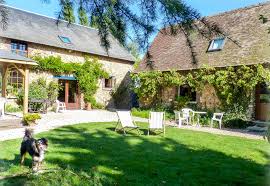 Choisissez votre parcours selon votre niveau et partez à la découverte des sentiers sur les gr® et les pr® ! Gite De Groupe La Ferme Du Percheron Normandie Eure A Serez