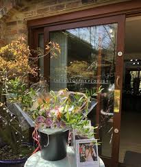 We are popular for offering a unique assortment of flowers. Godalming Florist Same Day Flower Delivery Order By 1pm