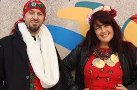 Hartner currently focuses on her music career, specializing in gypsy music. Rona Hartner Se CÄƒsÄƒtoreÈ™te AstÄƒzi Cu Iubitul Francez Mesajul Transmis De ArtistÄƒ Inainte De NuntÄƒ Stiri Mondene