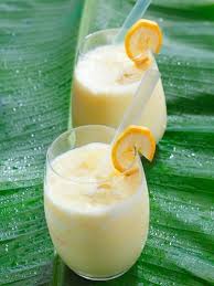 Smoothie A La Banane Et Au Miel Recette Smoothie A La Banane Smoothie Recette Jus Et Smoothies