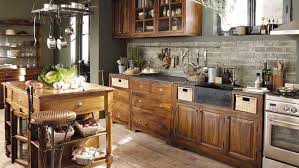 Le style campagne chic puise ses origines dans les années 80. La Cuisine Vue Par Maisons Du Monde Diaporama Photo