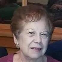 Sally Holcomb Obituary