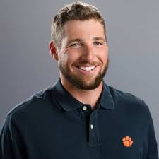 Meet Our Team: Dedicated & Expert Staff