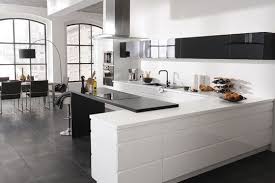 Cuisine 2012 Cuisine En L Cuisine Avec Ilot Les Nouvelles Tendances D Amenagement Pour Une Cuisine Moderne Et Pratique Idee Cuisine Castorama Cuisine Cuisines Design