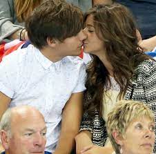 Jadelynguyen, calvinrodgers, jordangreen, akozy | instagram story Eleanor And Louis Kissing Louis And Eleanor Eleanor Calder One Direction Girlfriends