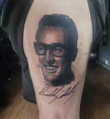 head jolly rodger black and gray tattoo by Osh @saltyosh