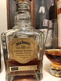 100 Reviews In 100 Days Day 9 Jack Daniels Single Barrel Bp In 2020 Jack Daniels Single Barrel Jack Daniels Whiskey Bottle Whiskey