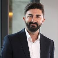 Simon Saliba's Instagram, Twitter & Facebook