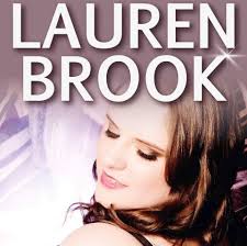 Record Label Looking For Artists Based in London for a Record Deal! dm us 