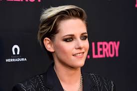 Also, i've found 3 excellent divorce lawyers for myself. Kristen Stewart Finally Opened Up About Falling In Love With Robert Pattinson And That Cheating Scandal