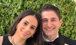 Beryl Sanders's Instagram, Twitter & Facebook