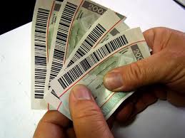 Tichete de masa 2020 vesti bune pentru milioane de angajaţi. Pensionarii Ar Putea Primi Tichete De MasÄƒ Vezi Cum Ar Putea Intra In Posesia Lor