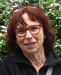 Could someone tell me Bessie and her father's name written in Hebrew?  Bessie should be Pesche and The father should be Nachman or something  similar. Thank you.