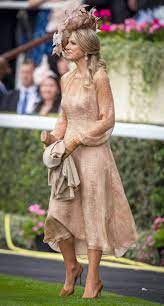 Queen Maxima Is Your Next Royal Fashion Obsession Royal Outfits Royal Fashion Queen Maxima Style