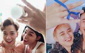Gia đình nhiều lần giục nam ca sĩ rủ bb trần về nhà ăn uống, nói chuyện. Ngo Kiáº¿n Huy Jun Pháº¡m Va Fan Ä'ua Nhau Chuc Má»«ng Ä'oi Tháº¯ng Nhi Kiá»ƒu
