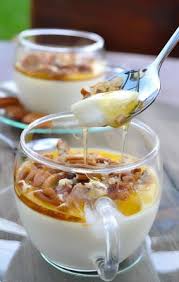 Greek Yogurt Panan Cotta With Honey And Pecans Fresh And Simple Gluten Free Recettes De Cuisine Recette Miam