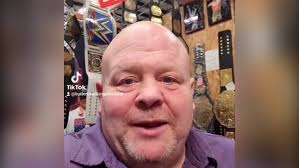 Eric 'Butterbean' Esch announces plans to return to boxing