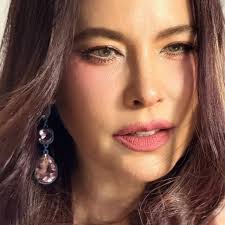 Marsha Vadhanapanich (@marshairis) • Instagram photos and videos