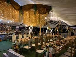 What supposed to be a mourning has turn into a festival at obi cubana mother burial that's was heard on friday at oba anambra state. Gfelh1ukngtmym