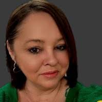 Tracey Conlon's Instagram, Twitter & Facebook