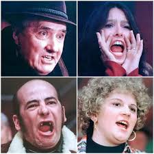 Bruce Boudreau lighting up the Chiefs despite having a drunk teammate...  😎😆