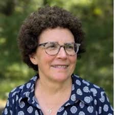 Julieta Booz announces her candidacy for GASD School Director