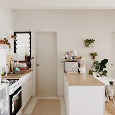 Yuk cobain salah satu desain dapur minimalis favorit bunda disini. Konsep Dapur Terbuka Untuk Ruang Rumah Yang Terhad Yang Penting Kemas Hias My