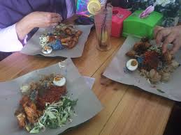 Malaysian street food pesta cho lek warung ambo. Warung Ambo No 38 Jalan Novelis U1 86a Shah Alam