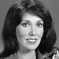 7e43918326c5374c8e00563c9782de947adfd0b7674138b0c69aed1322c61b36