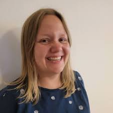 Die Arbeitsbelastung der pädagogischen Fachkräfte in Kitas hat durch den  zunehmenden Fachkräftemangel und die wachsenden Anforderungen im Rahmen der  Coronapandemie stark zugenommen. Das Kitapersonal…