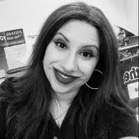 Jennifer Hatcher's Instagram, Twitter & Facebook