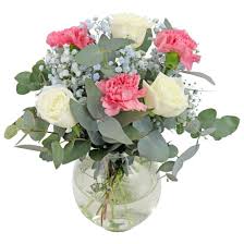 We offer same day delivery service sunday to friday across melbourne metropolitan for all orders placed by 2pm. Little Flower Vase Gelati Melbourne Flower Delivery