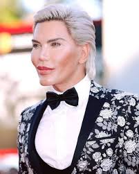 plastic surgery to look like asuelu's mom