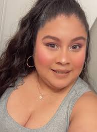 Ciao everyone, My name is Daniella and I am 32 years old. I joined this  group to meet new people in the Sarasota area. I recently moved here at the  beginning of