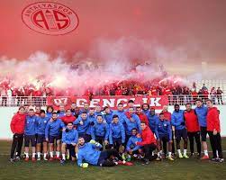 Also he doesn't have to work as hard. Einige Antalyaspor Fans Haben Super Lig International Facebook